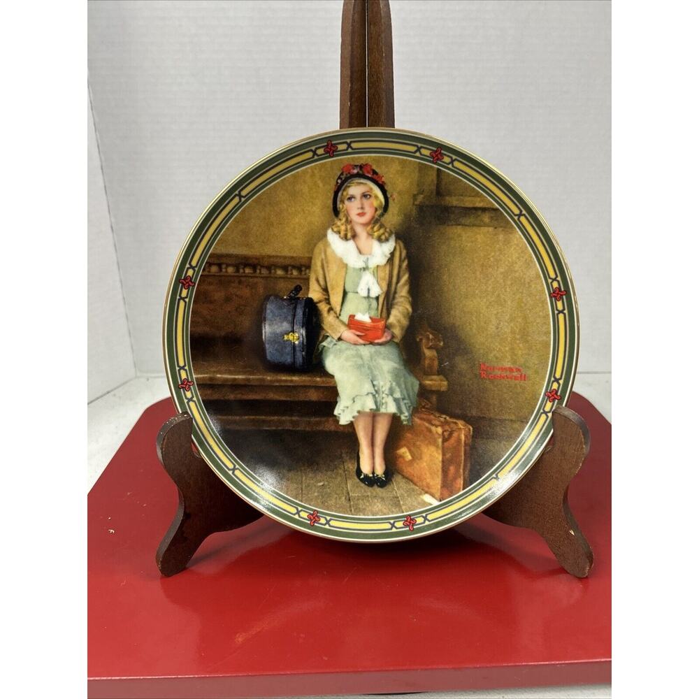 Norman Rockwell Collector Plate A Young Girl's Dream Edwin M. Knowles 1985 8.5in